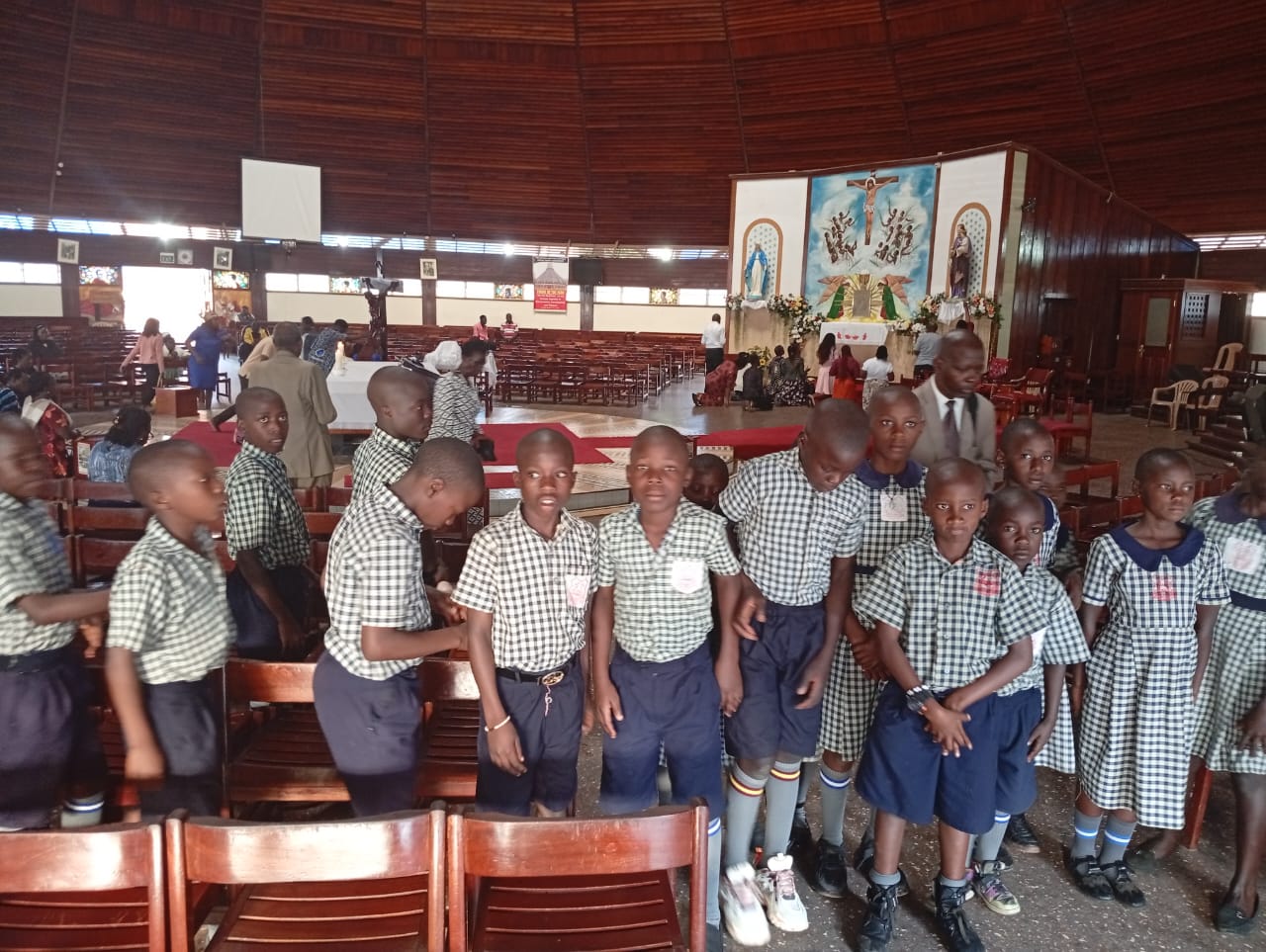Pupils visiting a cathedral during an educational excursion